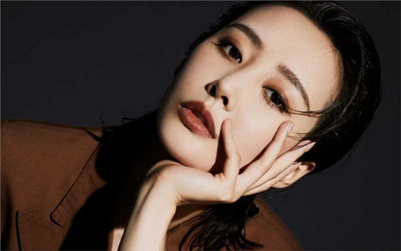 李纯干练霸气黑白风帅气高清时尚