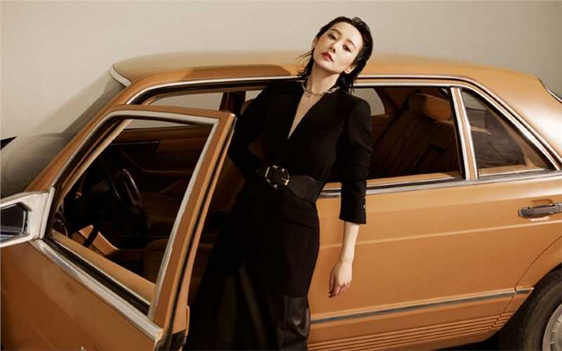 李纯干练霸气黑白风帅气高清时尚