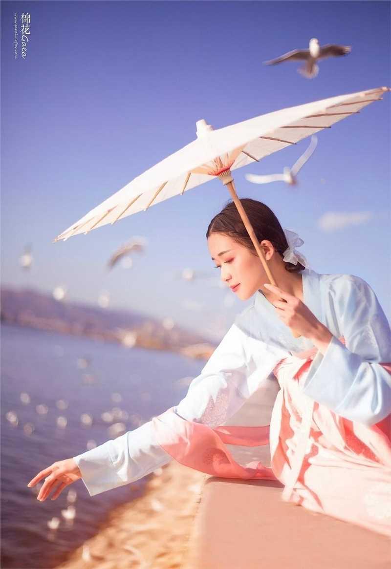 高清温柔甜美古装韩服美女户外唯美梦幻艺术照图集