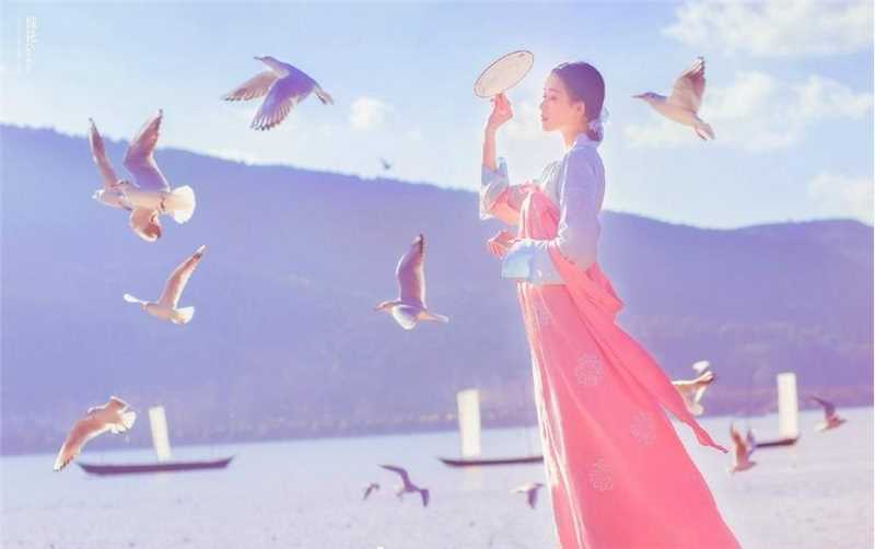 高清温柔甜美古装韩服美女户外唯美梦幻艺术照图集