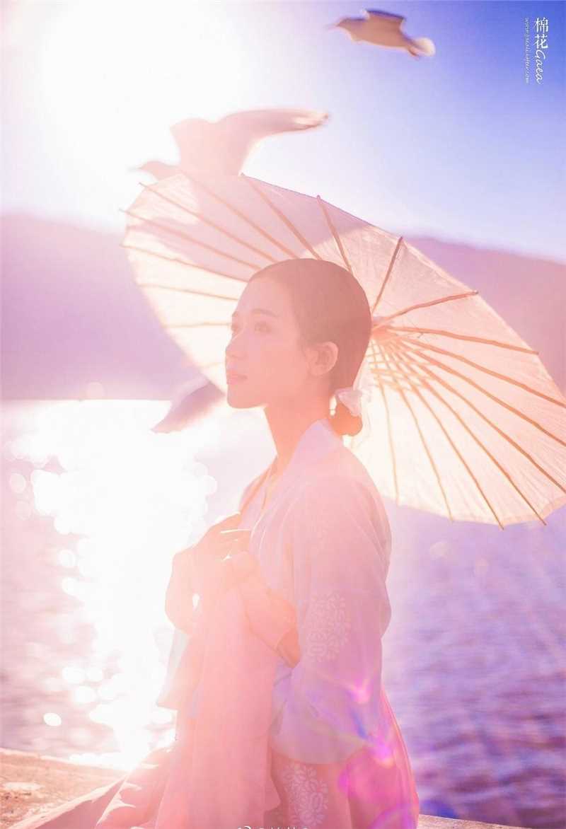 高清温柔甜美古装韩服美女户外唯美梦幻艺术照图集