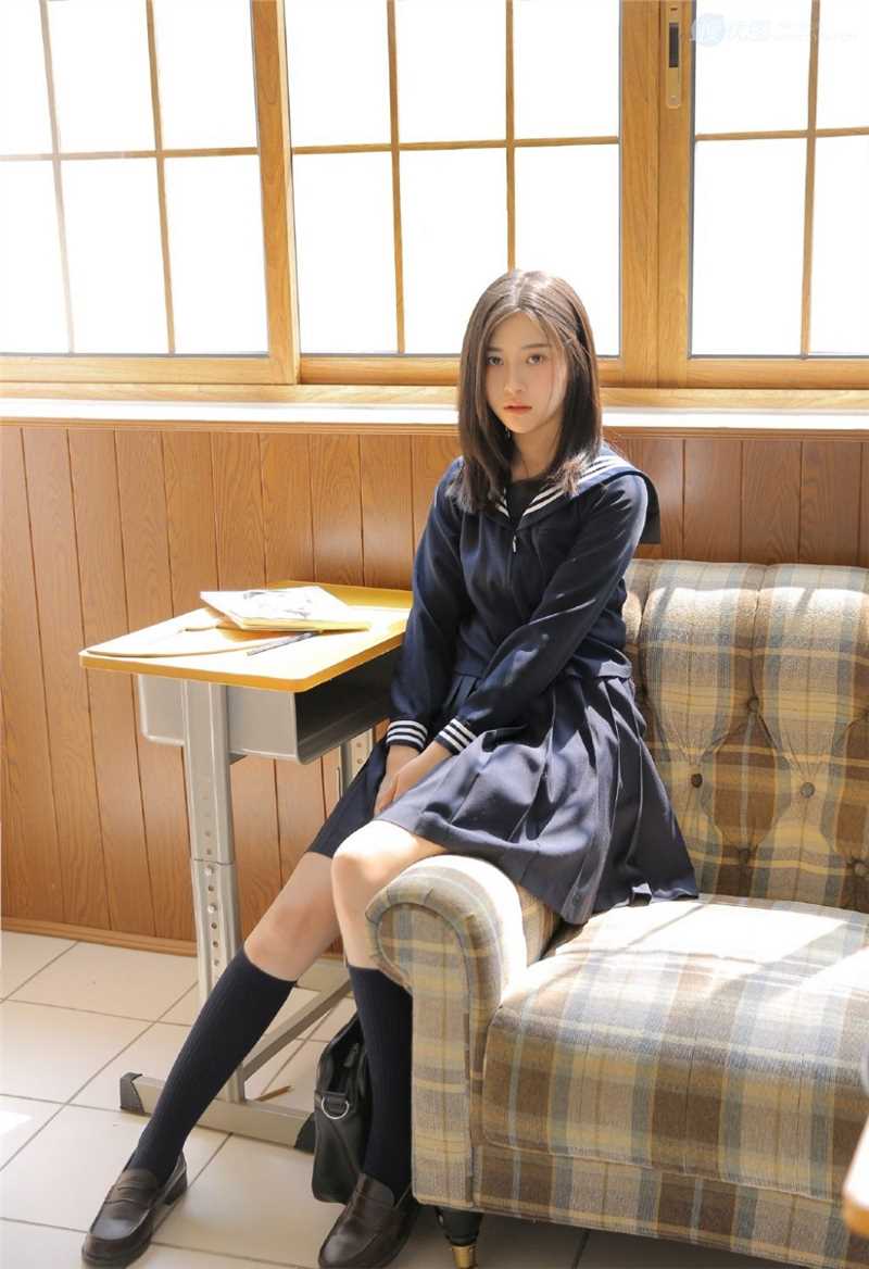 特别专辑足球宝贝童颜漂亮性感大长腿娇艳美女图片