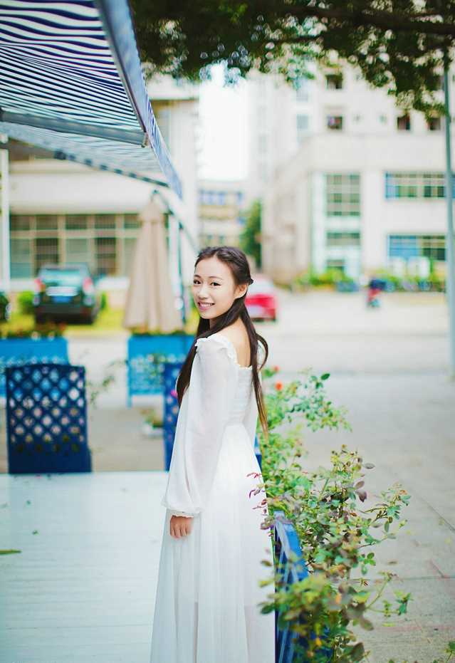精选足球宝贝爱丽莎性感内衣翘臀诱惑私房照图册