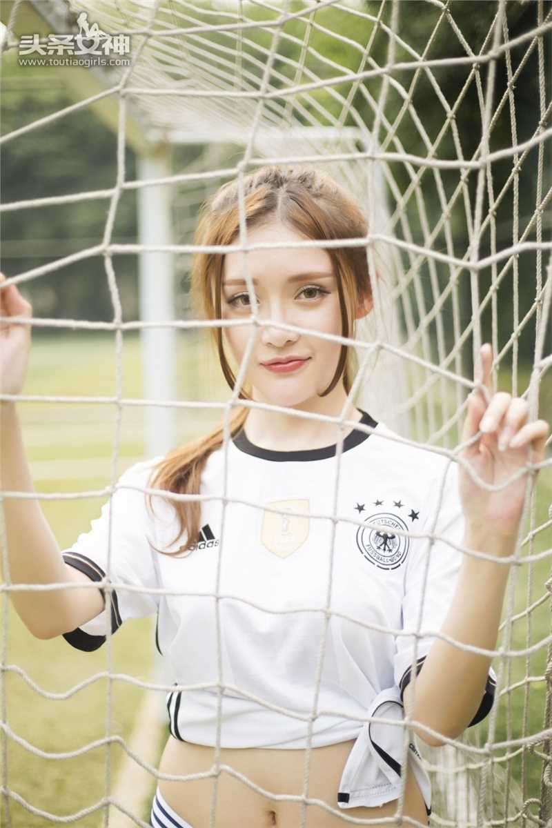 最全足球宝贝美女菲儿与模特们球场摄影图片大全壁纸