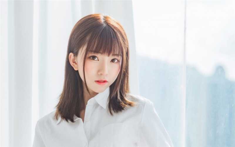 最新下衣失踪长腿清纯日本美女诱人艺术壁纸