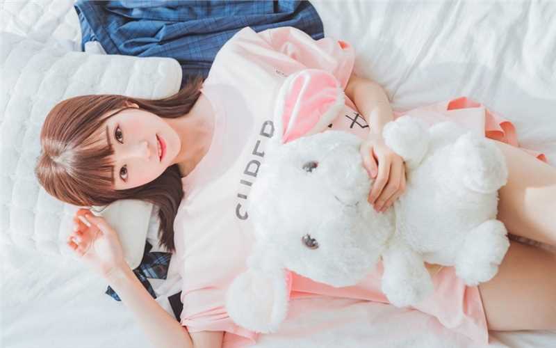 最新下衣失踪长腿清纯日本美女诱人艺术壁纸