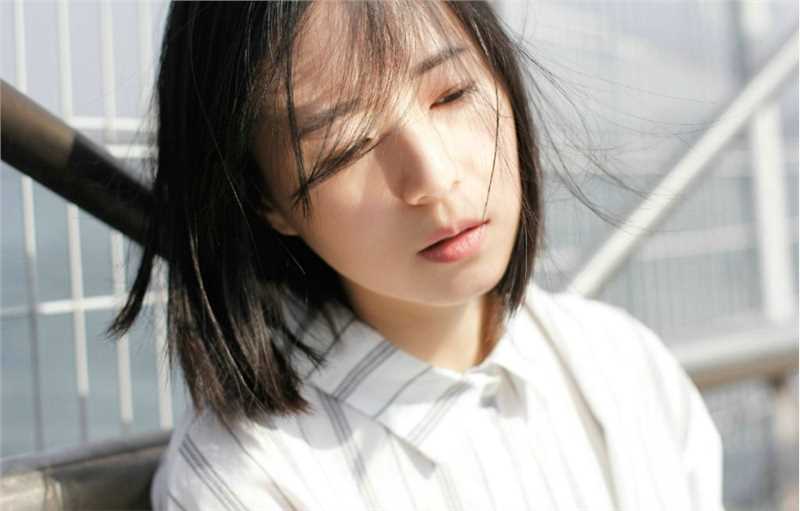 精选甜橙少女短发清纯天台唯美艺术图册