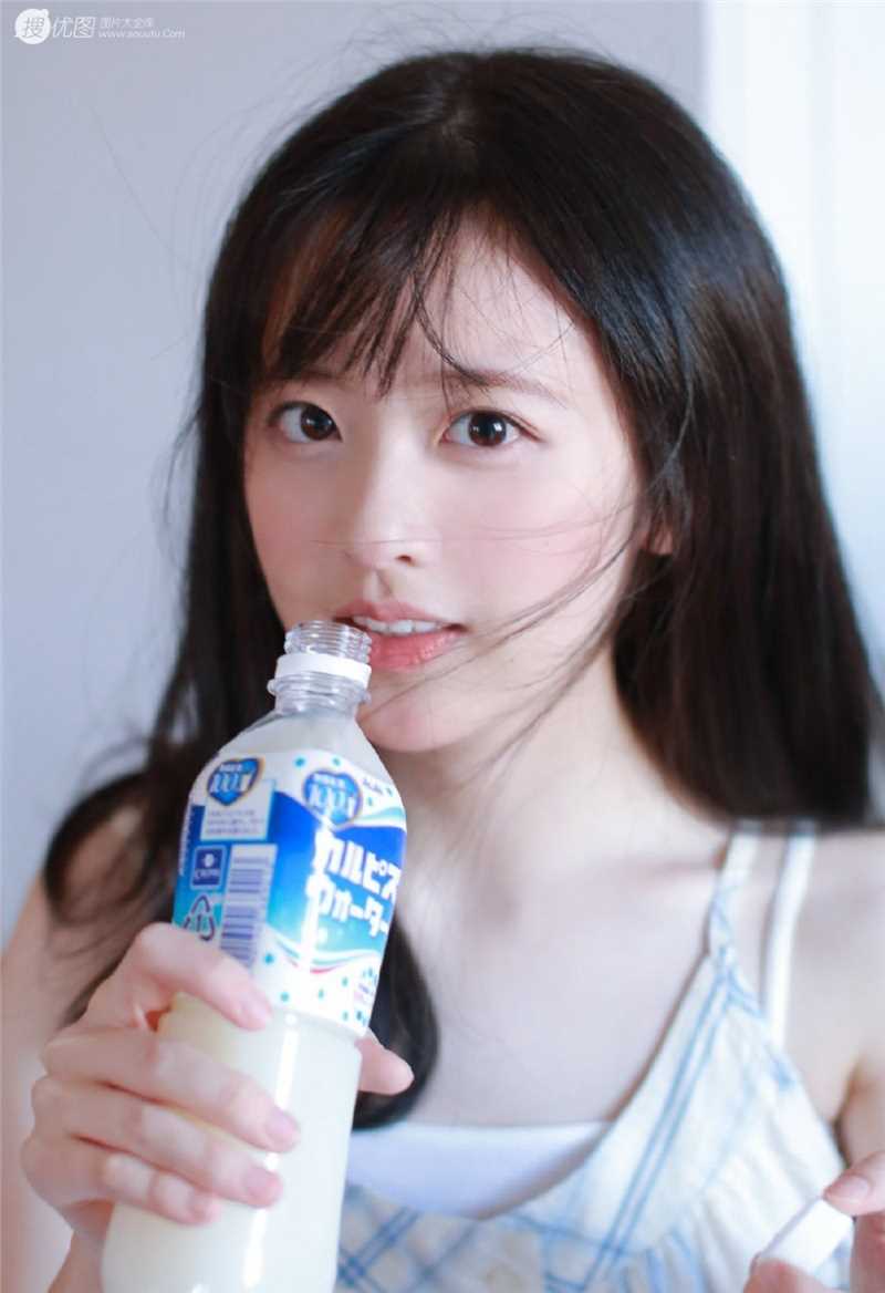 最新清纯童颜美女清新可爱私房壁纸