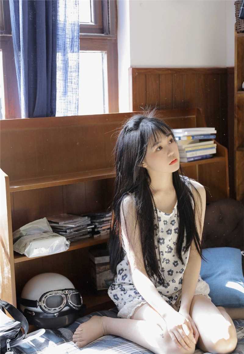 最新清纯童颜美女清新可爱私房壁纸