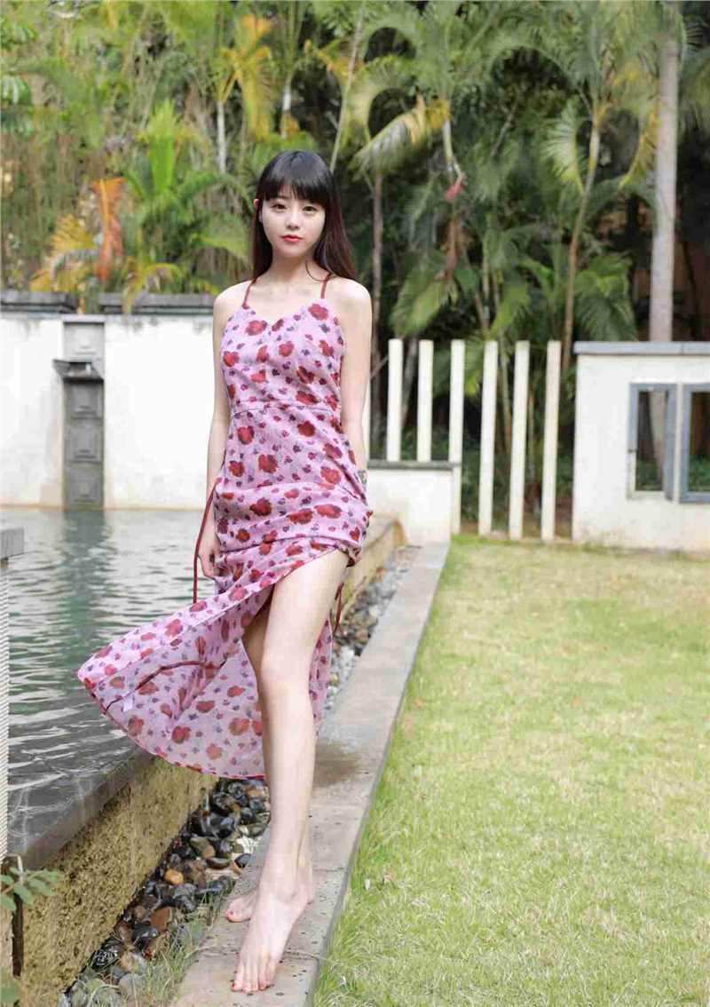 优质妖艳惹火车模美女大长腿大尺度人体诱惑美女图片相册