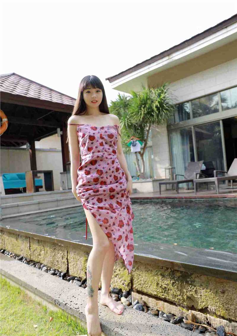 优质妖艳惹火车模美女大长腿大尺度人体诱惑美女图片相册