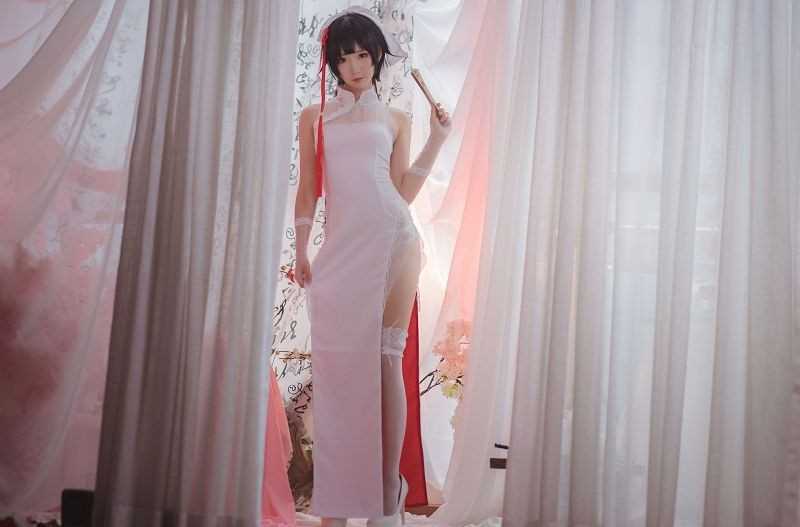 美女网红coser面饼仙儿旗袍性感