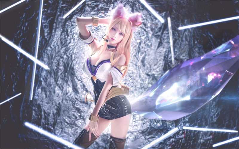 精选波涛童颜美女cosplay英雄联盟lol阿狸大胆艺术照图册