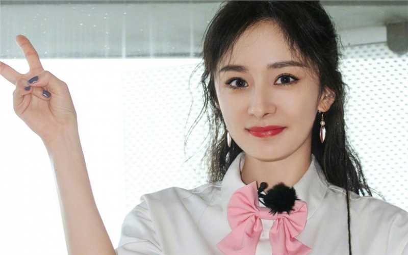 特别专辑杨幂甜美时尚简单少女风高清图片