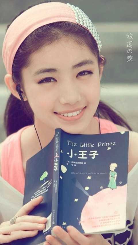 最新清纯校园女神毕业季运动风甜美户外艺术照图集