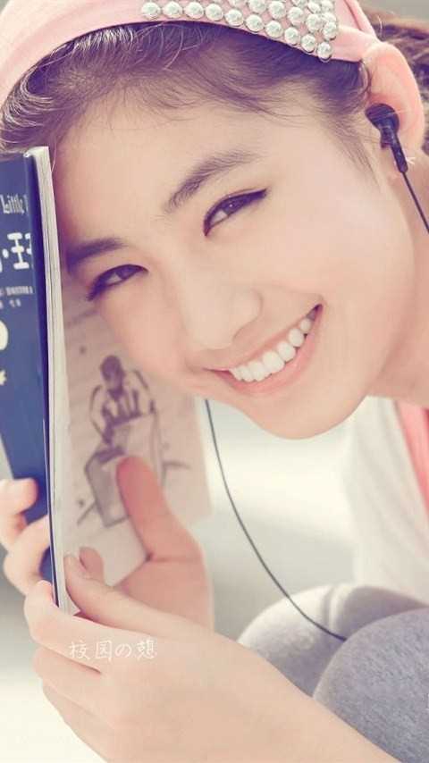 最新清纯校园女神毕业季运动风甜美户外艺术照图集