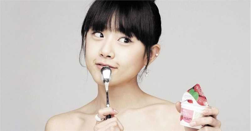 最新韩国美女演员文根英温柔姐姐清纯图片壁纸