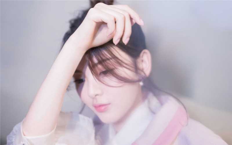 甜美女孩杨超越黑色镂空网纱爱心裙图片合集