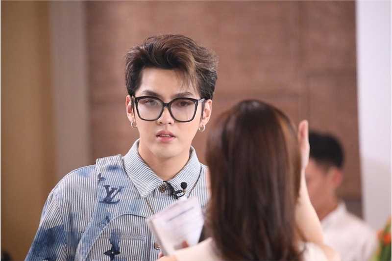 精选吴亦凡lv条纹走秀款衬衫潮流时尚图片图册