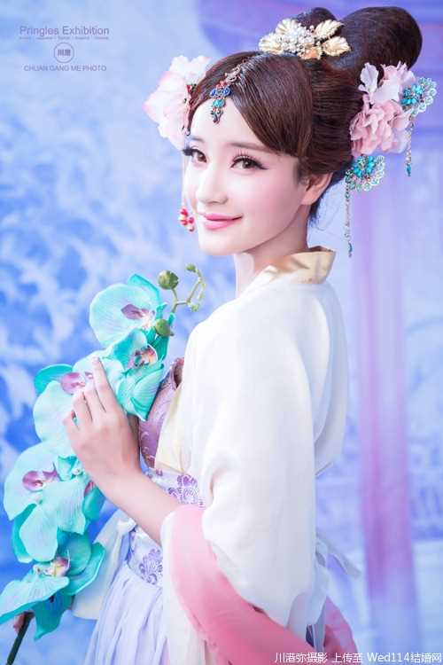 最全繁花似锦的古装美女淡紫色梦幻艺术相册