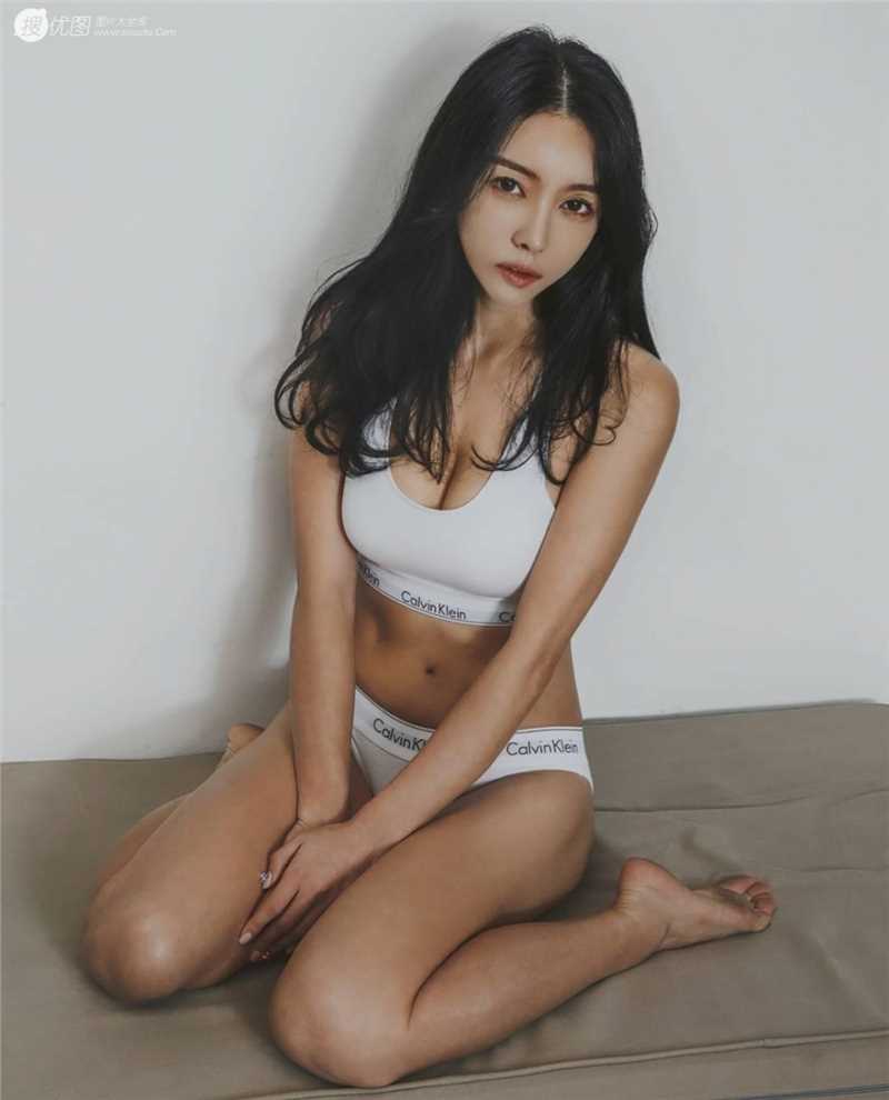 韩国身材小姐姐绝品泳装性感照