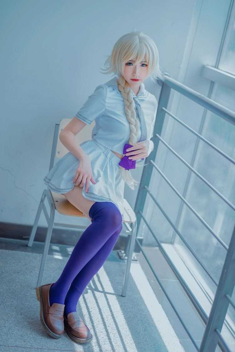 优质性感金发红唇美女蓝色丝袜制服cosplay写真相册
