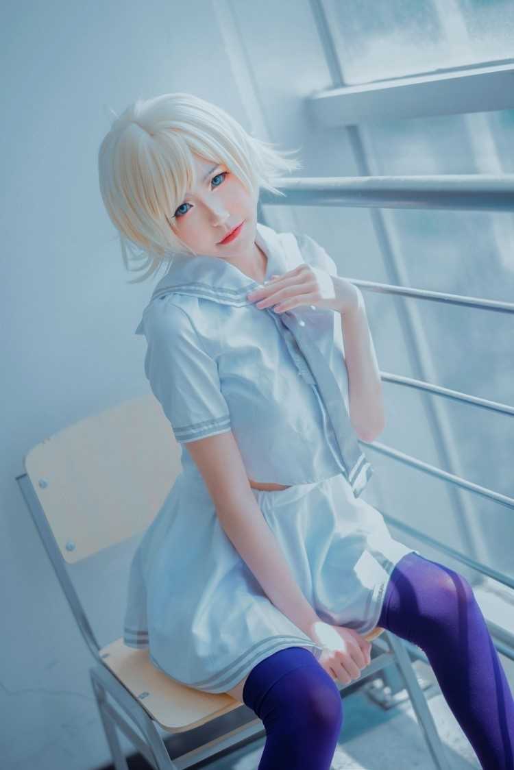 优质性感金发红唇美女蓝色丝袜制服cosplay写真相册