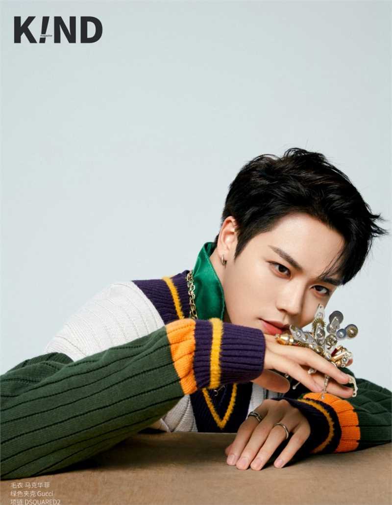 最全林彦俊多套服装时尚杂志帅气表现力集壁纸