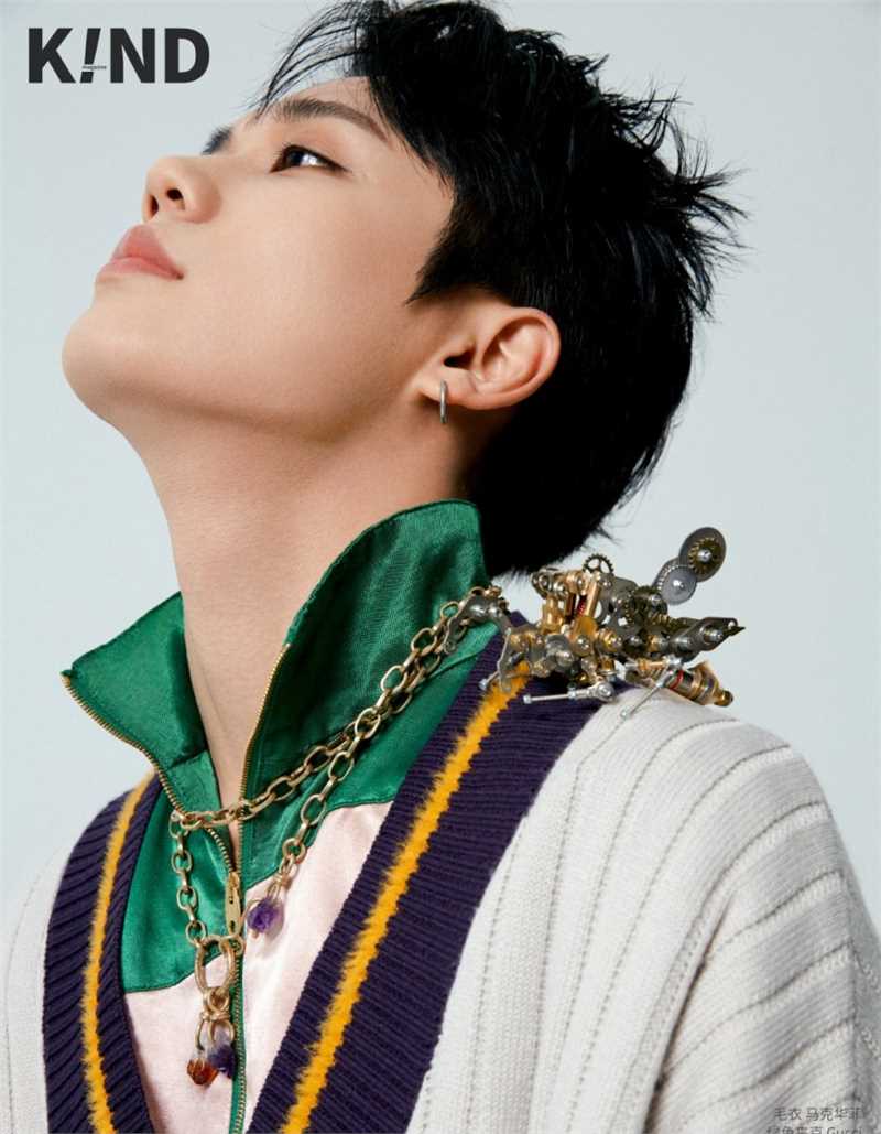 最全林彦俊多套服装时尚杂志帅气表现力集壁纸