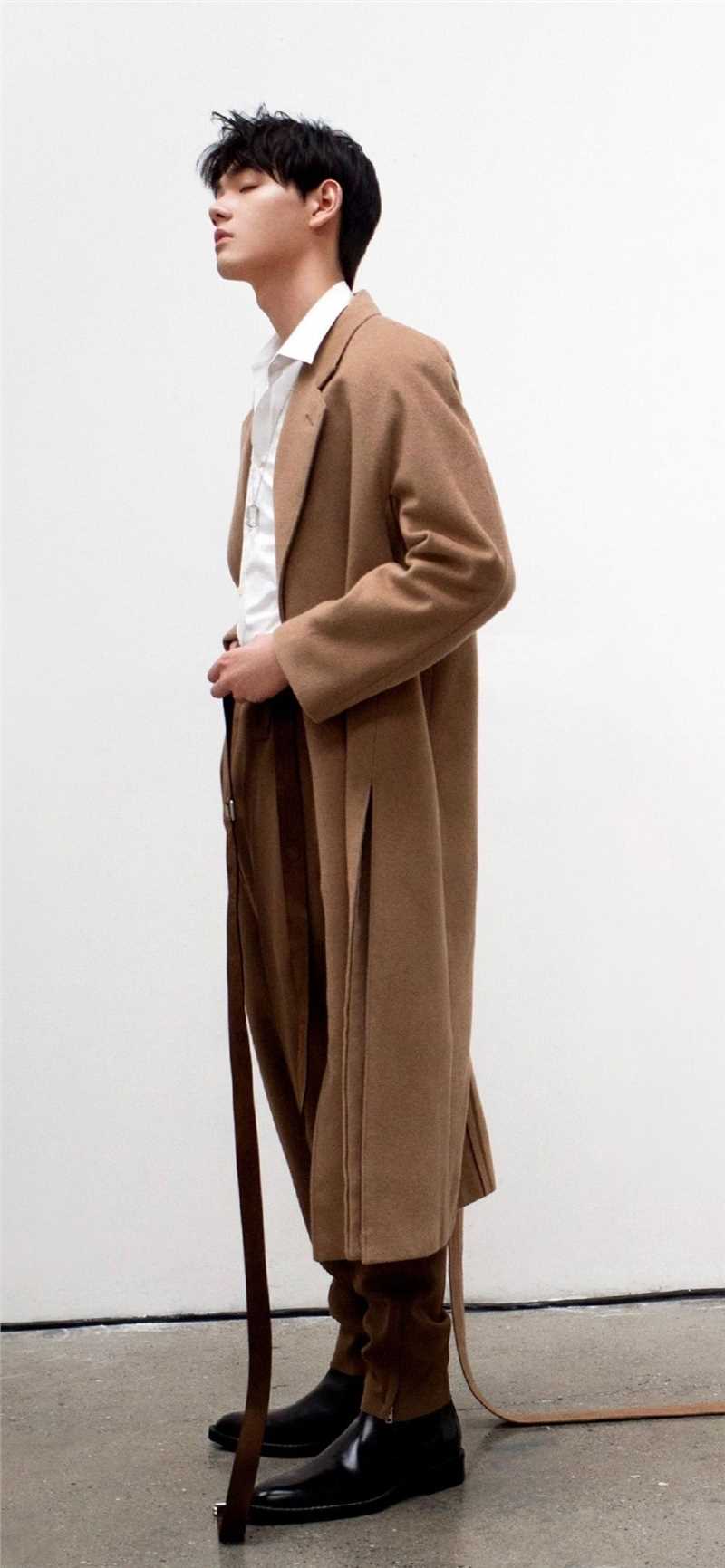 精选明日之子乐团季田鸿杰简约风穿搭时尚图册