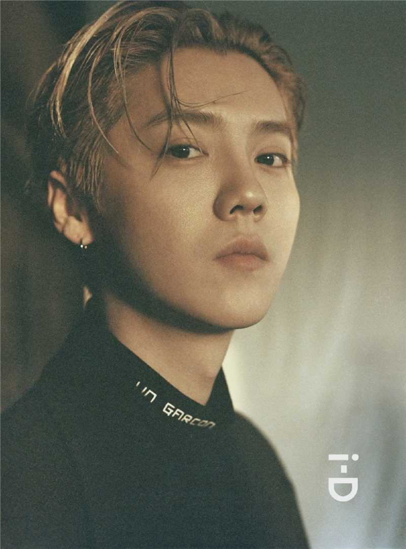 高清鹿晗金发狼奔头帅气素颜时尚杂志图片图集