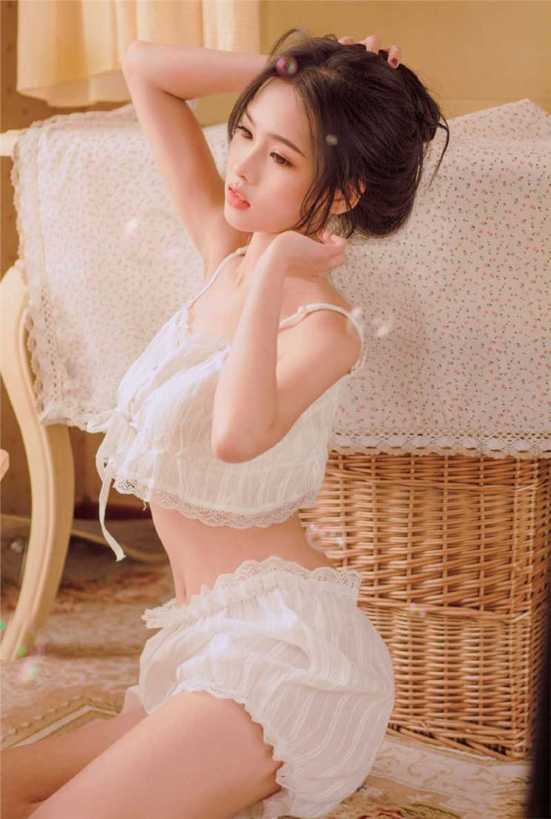 特别专辑港风美女凌乱发丝魅惑眼神性感细腰销魂图片