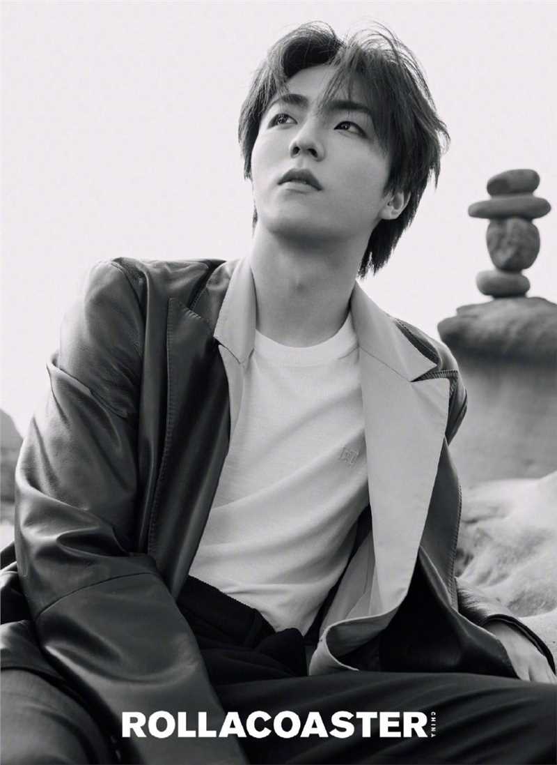 最全陈立农儒雅范中长发时尚杂志户外大片相册