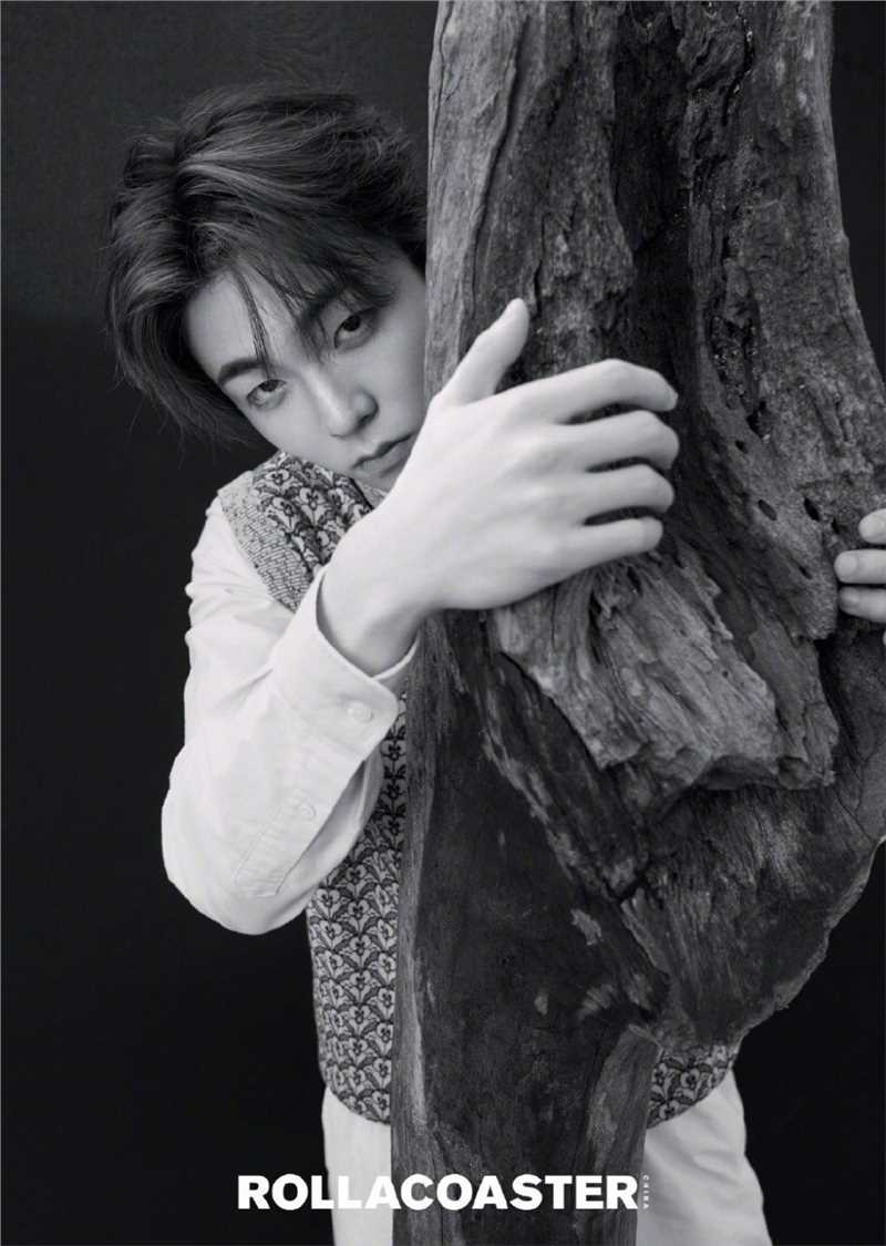 最全陈立农儒雅范中长发时尚杂志户外大片相册