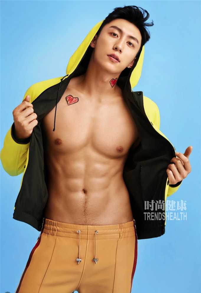 特别专辑黄景瑜时尚杂志大秀性感肌肉身材套图图片