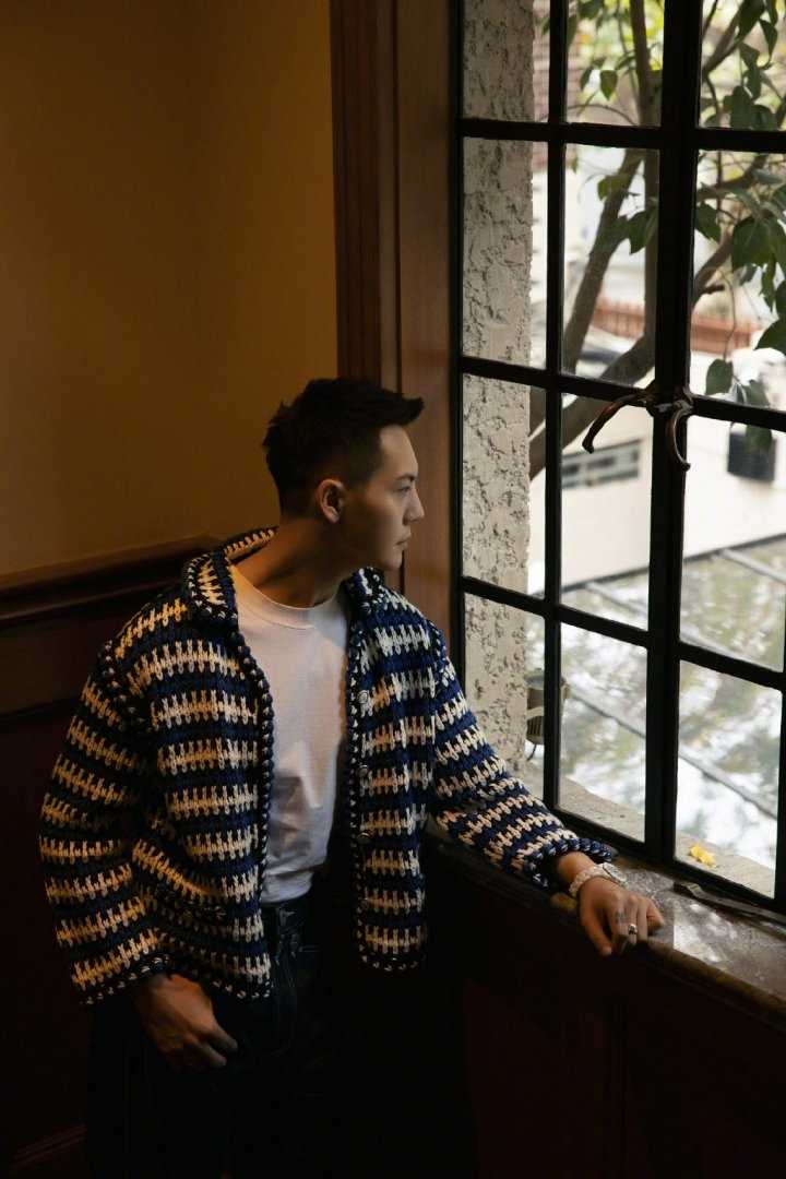 高清陈伟霆时尚感设计针织外套帅气高清图片图册