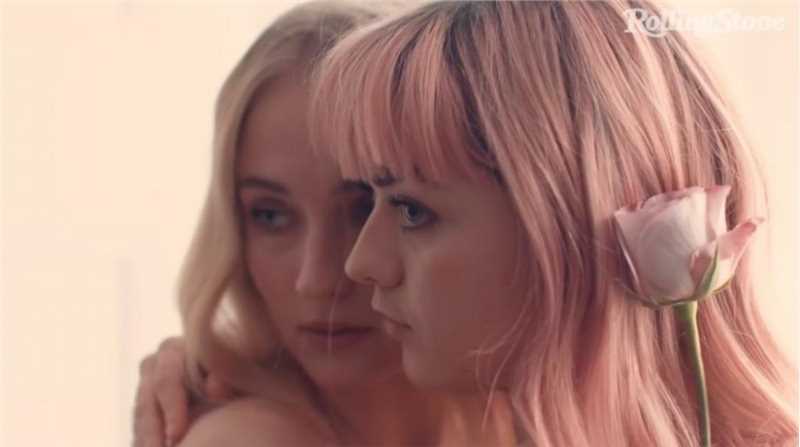 优质《权力的游戏》姐妹花白裙诱惑性感相册