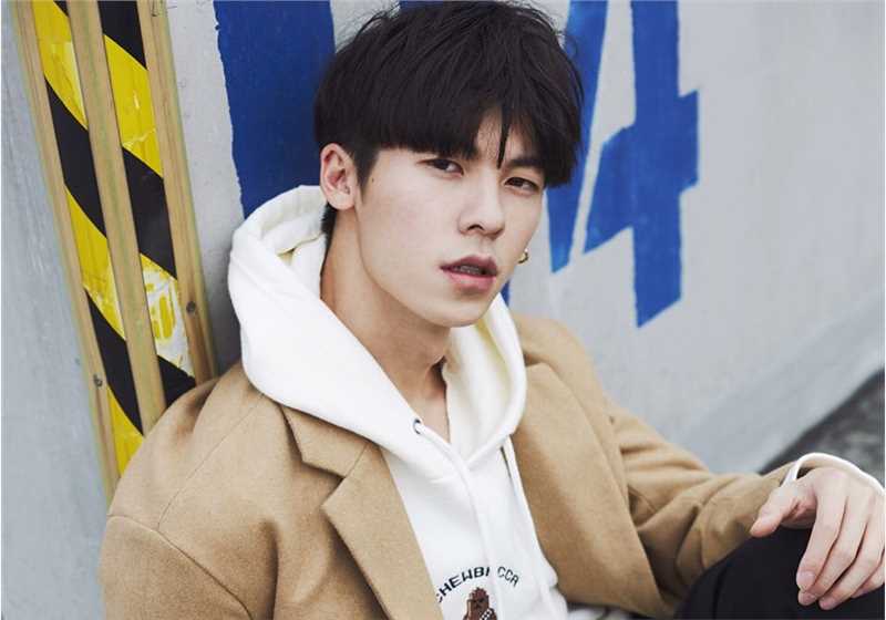 优质许光汉暖秋时尚图片相册