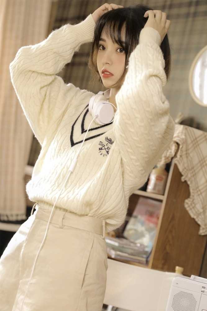 高清校园女神清纯风图集