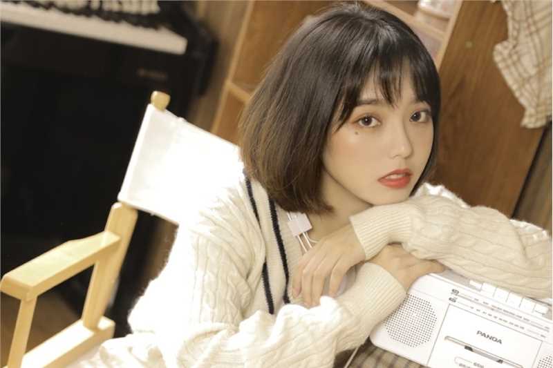 高清校园女神清纯风图集