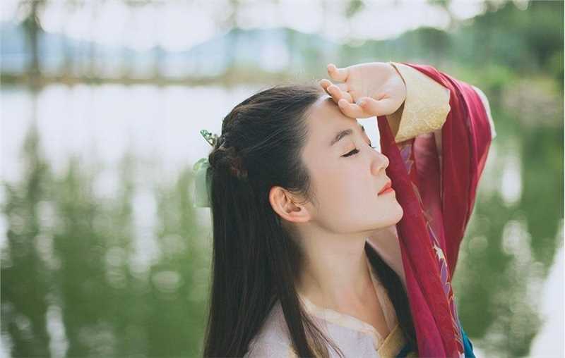 最新古装美女红丝飘带户外清新壁纸