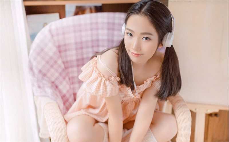 最新白丝萝莉甜美少女风图集