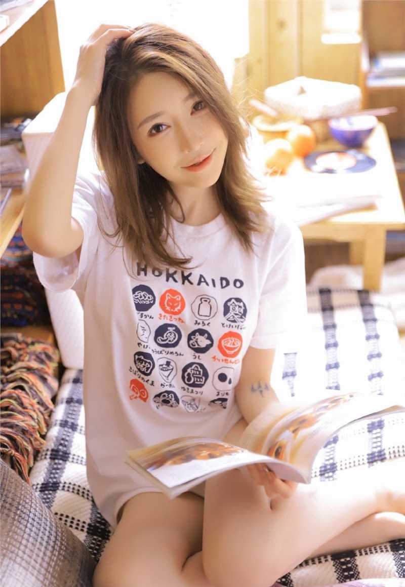 优质下衣失踪少女夏日性感相册