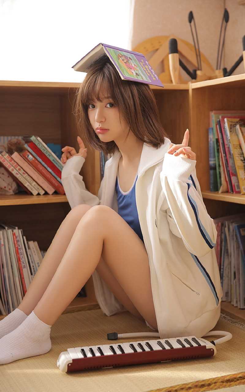 特别专辑清秀少女运动装甜美图片图片