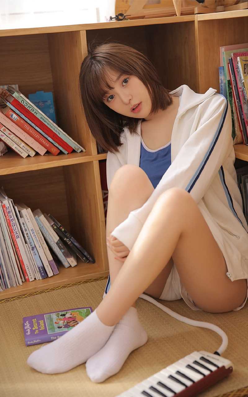 特别专辑清秀少女运动装甜美图片图片