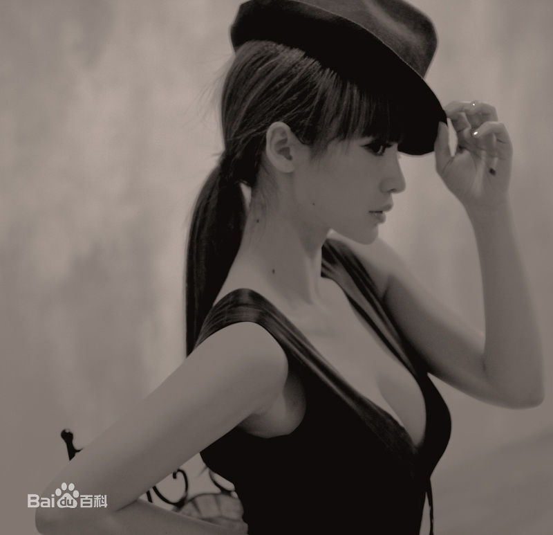 最新柳岩(Ada)精彩图册