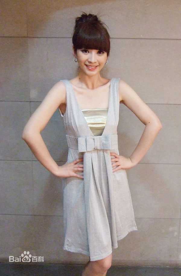 柳岩(Ada)幕后定妆照素颜照壁纸