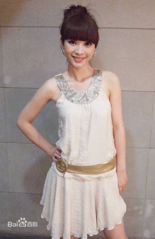 柳岩(Ada)幕后定妆照素颜照壁纸