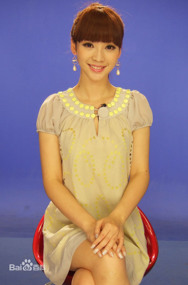 柳岩(Ada)幕后定妆照素颜照壁纸