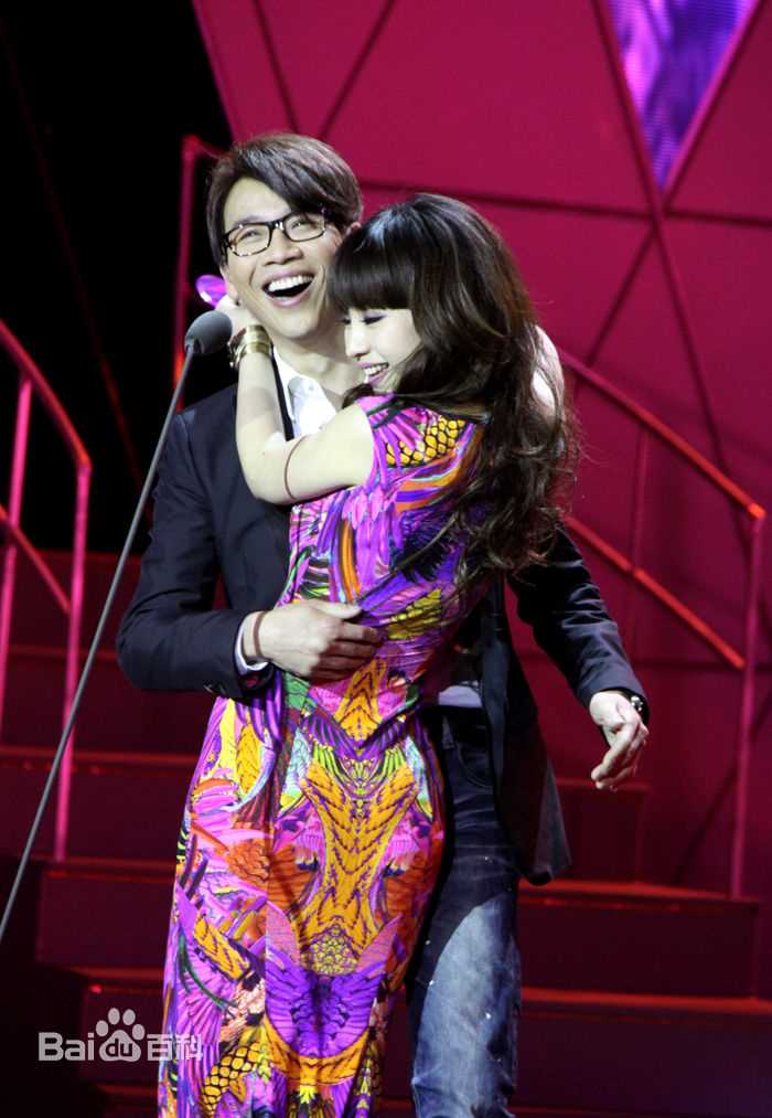 柳岩(Ada)的个人图册图片图集